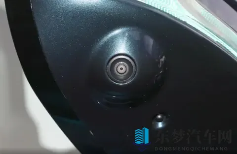 26款岚图梦想家上市即热销，乾崑ADS+59秒破百，纯电续航达350km-1