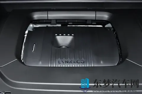 20万出头买大五座，全系四驱真香！这台SUV能入吗？-2