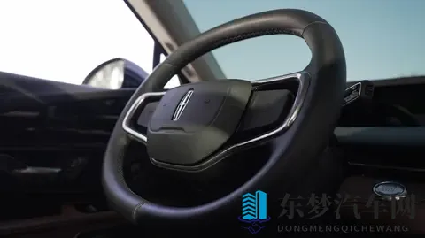 娇妻半推半就3p了：全新跨界车型惊艳亮相，时尚科技引领潮流-2