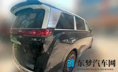 腾势D9改款背后：一辆MPV如何重新定义车里的空间和权力-3