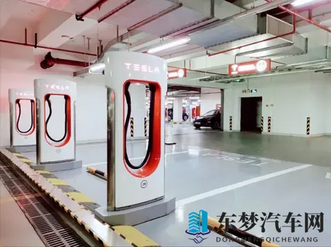 特斯拉月销量中国68万辆vs印度40辆！马斯克看傻了-1