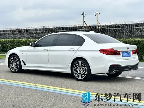 国产果冻videoXXXX：流畅美学如何重塑未来驾乘体验