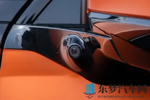 越野SUV 纵横 G700： 鲲鹏混动 IP68 防水， 硬核越野性能尊享体验解读-1