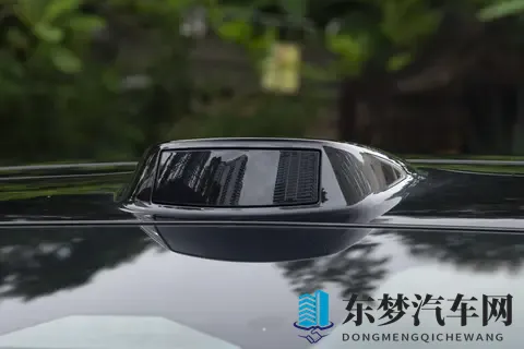 30万内家用MPV新选项!二三排共轨、全系激光雷达,还有惊喜-2