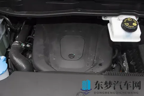 30万内家用MPV新选项!二三排共轨、全系激光雷达,还有惊喜-1