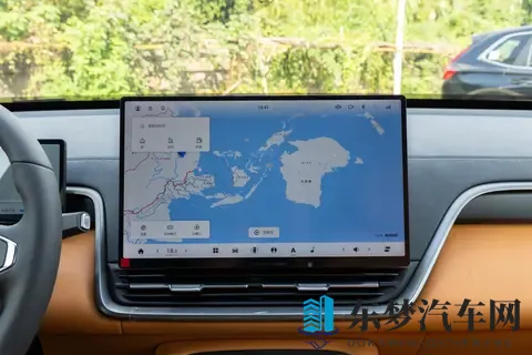 2026款东风奕派eπ008五座版：一款体现实用主义的家用车-3