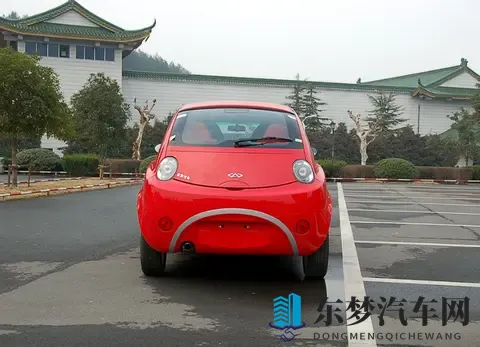 设计跳出三界外 盘点五款国内有一定能见度的“颜王”车-2