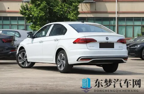 售价1129万元起,2026款大众宝来上市,价格不变,部分配置取消-1