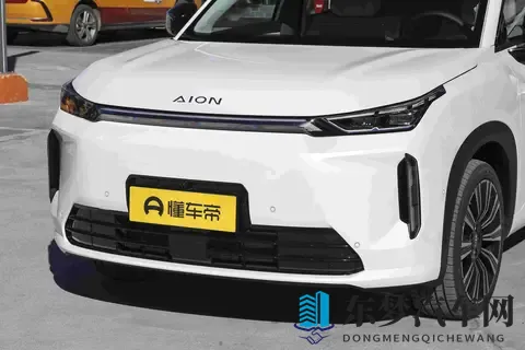 充电口位置不同，AION i60暴露技术路线分歧，用户选车更纠结了-2