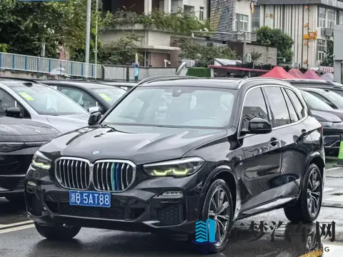 黄片视频不需要冲钱也不需要ⅴip：入门即高配，汽车价值革命悄然开启