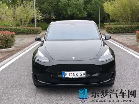 16万拿下特斯拉Model Y，通勤代步神器，省油又省心！-2