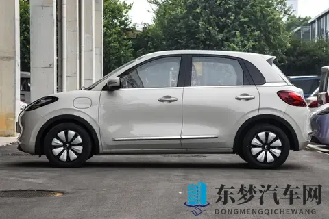 758 万五菱缤果灵犀款：智驾 + 快充，代步首选？-1