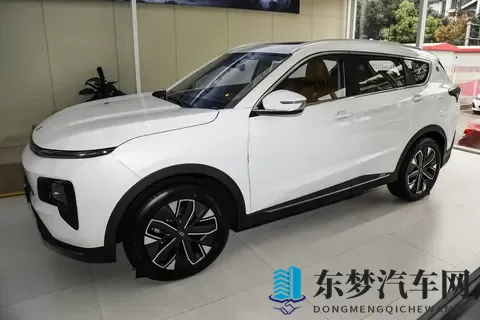 捷途山海L7 PLUS：移动小房车，带你去玩耍！-1