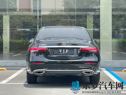 33万拿下准新奔驰E级，体验行政级轿车的舒适与豪华-2