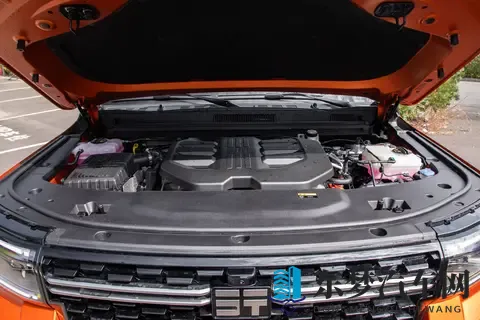 3929万入手6座SUV，四屏联动+8255芯片，续航1400km-2