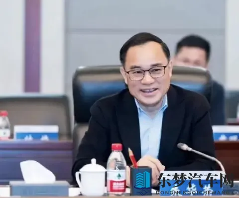 朱华荣卸任长安福特董事长 赵非接任-1