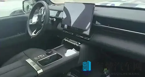 方盒子车火了，iCAR V27来搅局，年轻人为啥买账？-3