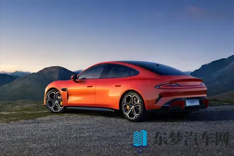 雷军造车就是牛！小米SU7开了22万公里电池衰减仅5%，甚至0故障-2