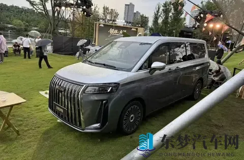 动力全家桶,空间大满足:北汽锐胜M8预售在即-1