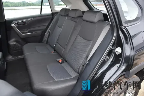 丰田威兰达试驾实测：优缺点实话实说！-3