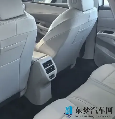 朗逸家族第650万辆量产车，上汽大众全新朗逸Pro下线、月内上市-2