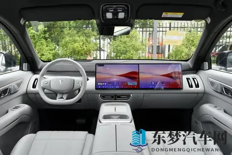 二孩家庭选六座 SUV：深蓝S09 和银河M9 ，为啥选前者呢？-1