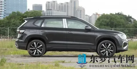 大众SUV狂降5万，日系车慌了，车主却在犹豫-3