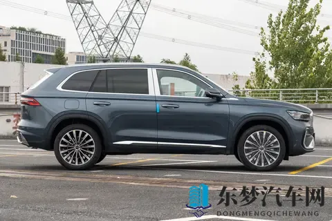 燃油车市场下滑，吉利星越L却卖得不错，新款又升级了啥？-2