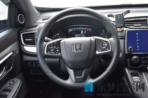 男生将困困申请女生的：男生倾心向女生提出申请