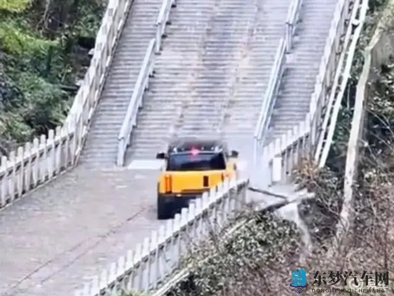 『热搜-你怎么看?』车圈搞的“极限测试”,有什么意义?-1