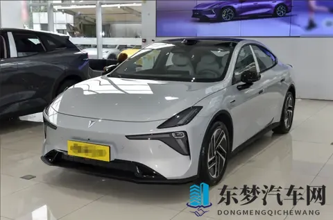 深蓝L06入门版实车曝光！配端到端辅助驾驶_预售1399万元-1