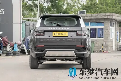 2025 款路虎发现运动三款车型配置对比 帮你找到契合需求的选择-1