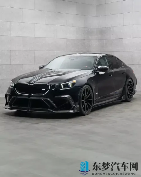 配中置三出排气 Mansory爆改宝马M5 动力大幅升级