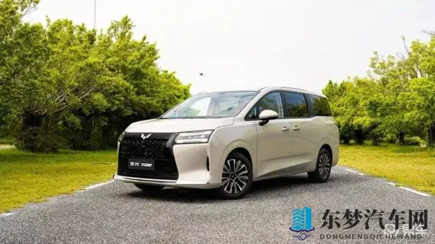 男生和女生在床上打扑克的软件。：智能驾驶汽车：开启新型社交驾驶体验-1