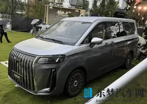 北汽制造锐胜 M8 将于 11 月 5 日开启预售-2