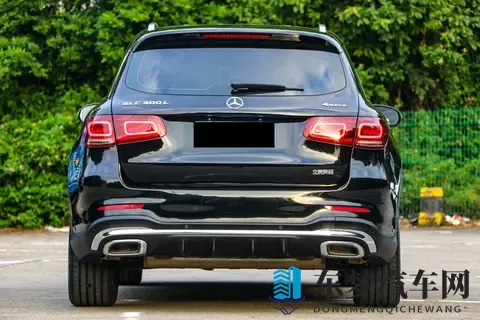 23年1月上牌，30万拿下准新一手奔驰GLC香不香？-2