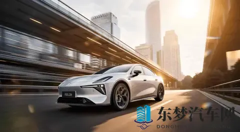 深蓝L06预售，价格打穿15万，技术却冲进30万区间-3