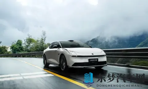 新能源浪潮下的破局者，解析领克10 EM-P的产品力与市场表现-2