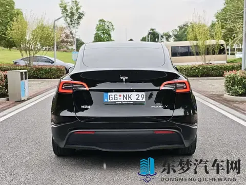 16万拿下特斯拉Model Y，通勤代步神器，省油又省心！