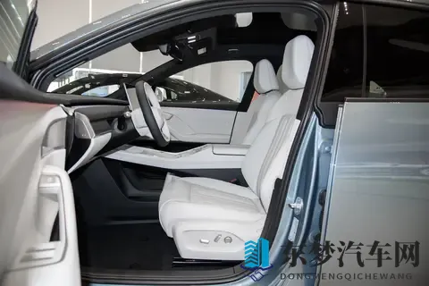 欧拉小猫进化记:从萌宠到智能SUV,它能俘获新市场的心吗-1