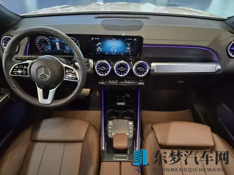 小马大车儿子妈妈：新潮流车型引关注，年轻家庭出行新选择