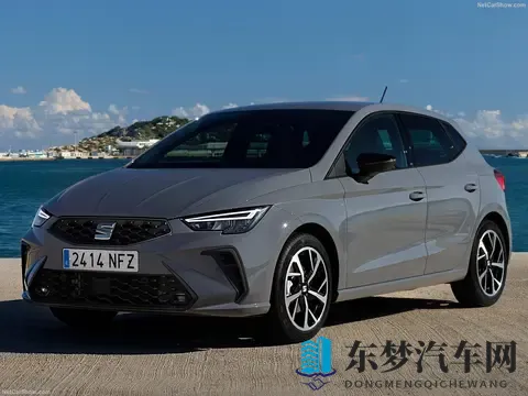 西雅特Ibiza改款成绝唱,主打三缸10TSI,运动版Polo敢卖17万-1