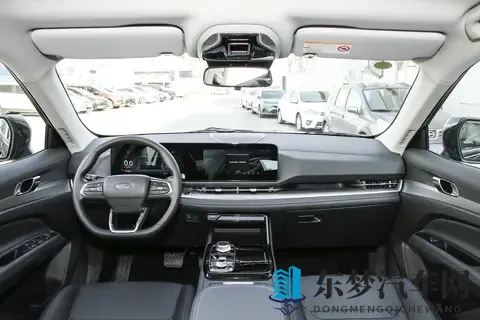 福特领睿全系车型配置差异分析,哪个版本更适合你-1