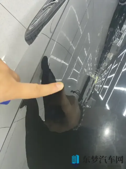 59万拿下21年一手宝马7系，享受行政级舒适-1