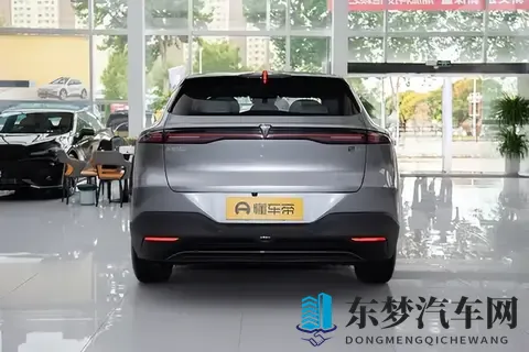 均衡型选手登场！用实力定义家庭SUV，这款车如何？-1