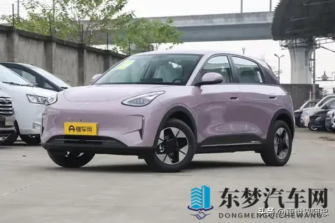 将界2第3集打扑克80秒：《将界2第3集精彩瞬间：速战速决扑克局》