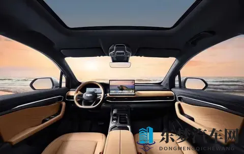 豪越L要卖10万？燃油车真敢拼，家庭用户乐了-3