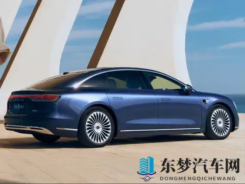 新车资讯  新款享界S9官图发布，外观配置动力全面升级-1