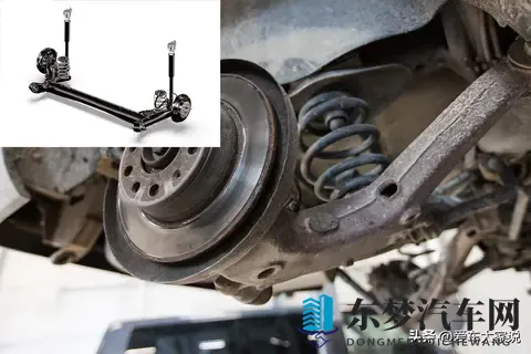 四块砖头困车：前驱车没有能通过的，这是什么原理？-2