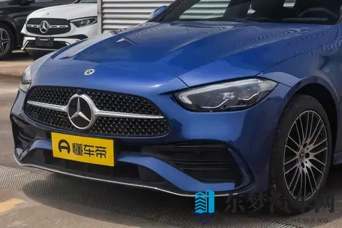 网上都说狗都不开，那我来开，奔驰C260L上路感受-1